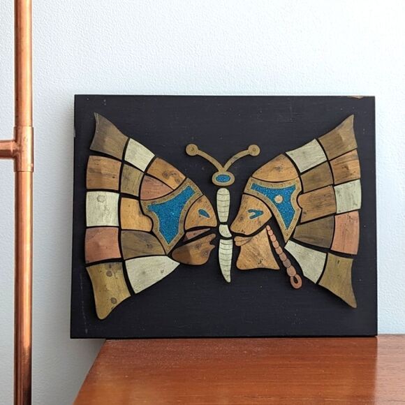 Native Sculpture Art - Picture 5 of 8